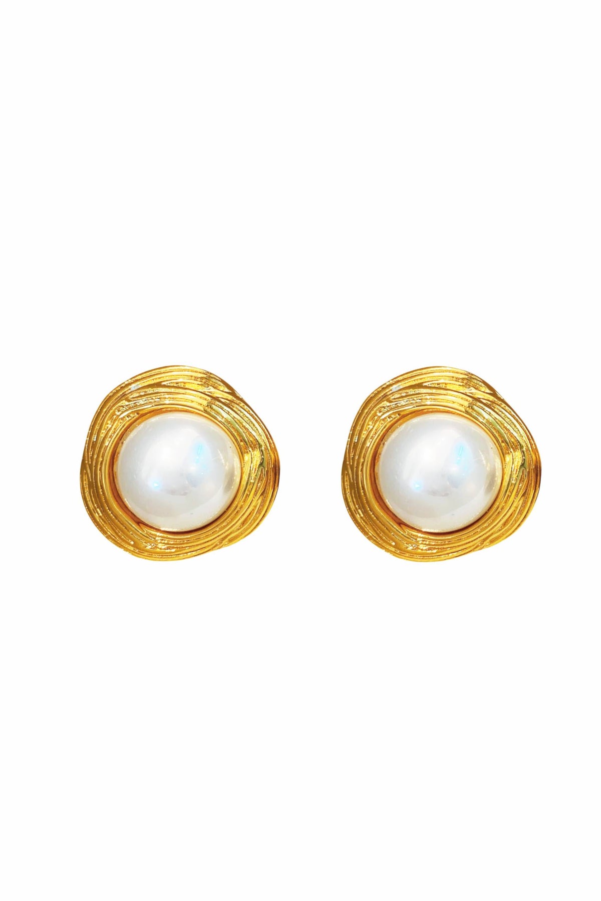 Irregular Edge Pearl Earrings